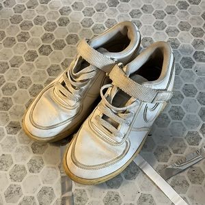 Nike Sz 4.5Y White Velcro Tennis Athletic Shoes